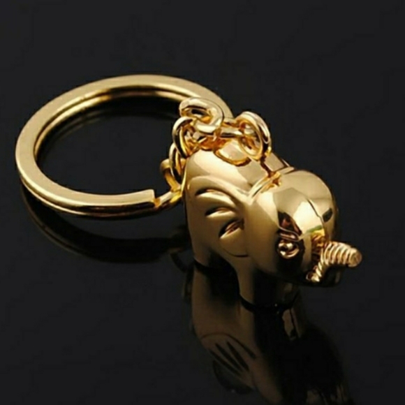 Golden Elephant Keychain - Picture 6 of 6